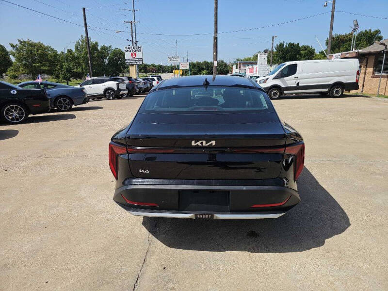 2025 Kia K4 LXS