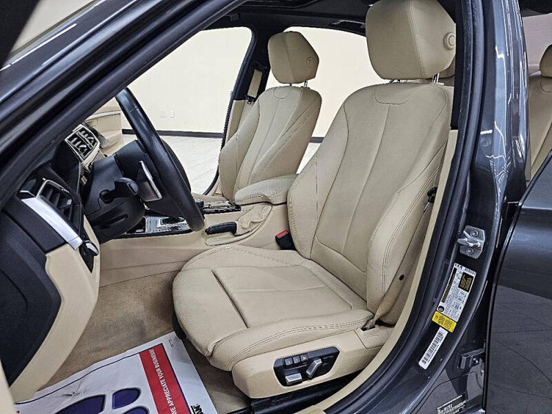 2016 BMW 3 Series 328i