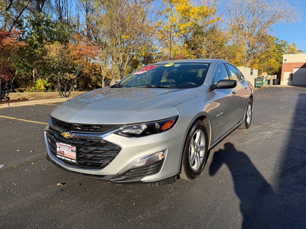 2020 Chevrolet Malibu for sale at Deals & Trades in Aurora, IL