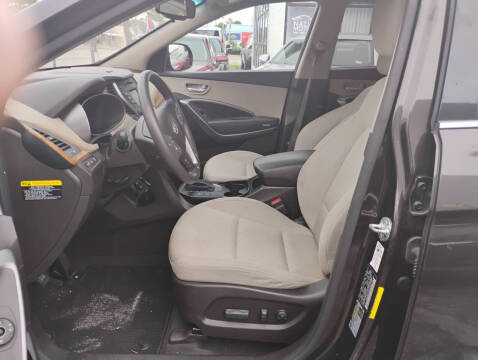 2016 Hyundai Santa Fe SE