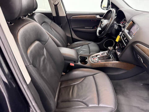 2014 Audi Q5 2.0T quattro Premium Plus