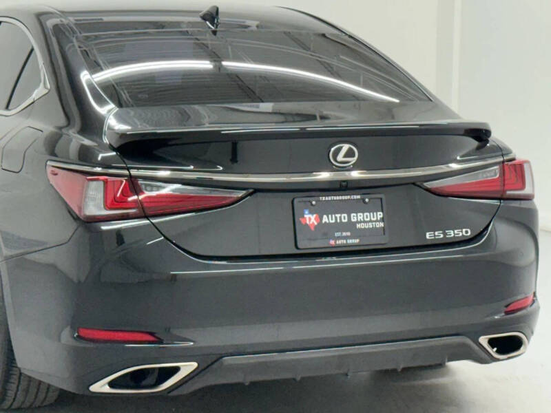 2023 Lexus ES 350 F SPORT Handling