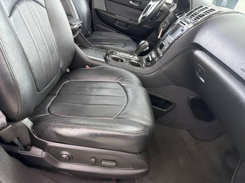 2011 GMC Acadia Denali