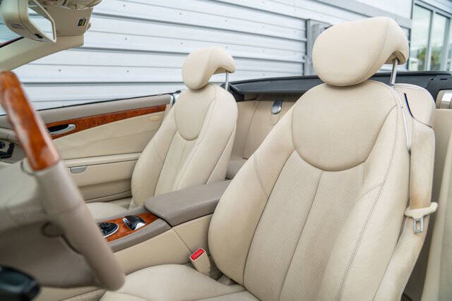 2003 Mercedes-Benz SL-Class 13