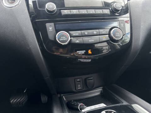 2014 Nissan Rogue SV