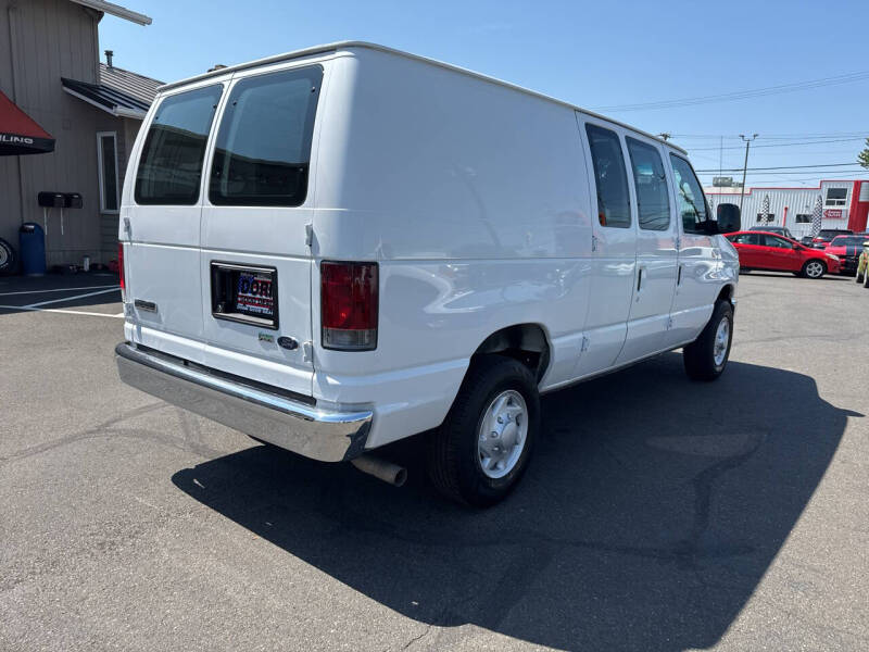 2009 Ford E250 CARGO VAN