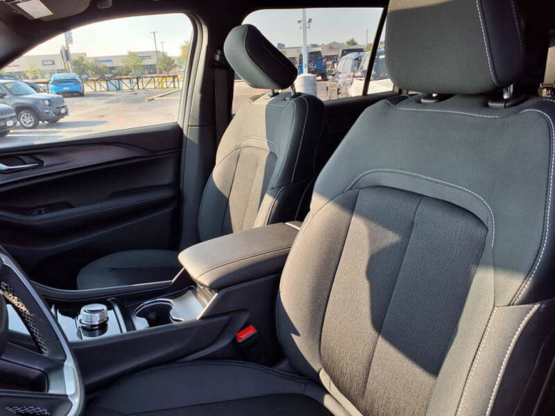 2025 Jeep Grand Cherokee L Laredo X