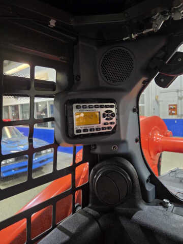 2021 Kubota SSV65