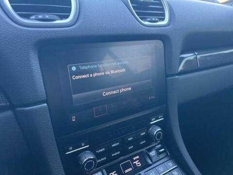 2024 Porsche 718 Cayman Style Edition