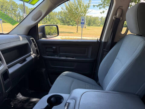 2017 RAM 1500 Express