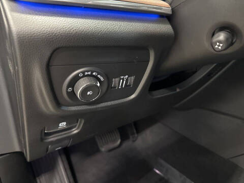 2025 Jeep Grand Cherokee L Summit