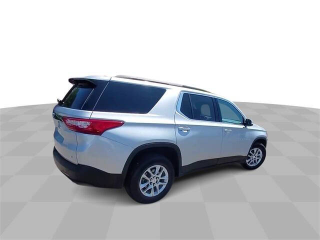 2021 Chevrolet Traverse for sale at Bowman Auto Center in Clarkston, MI