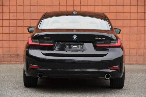 2022 BMW 3 Series 330e xDrive