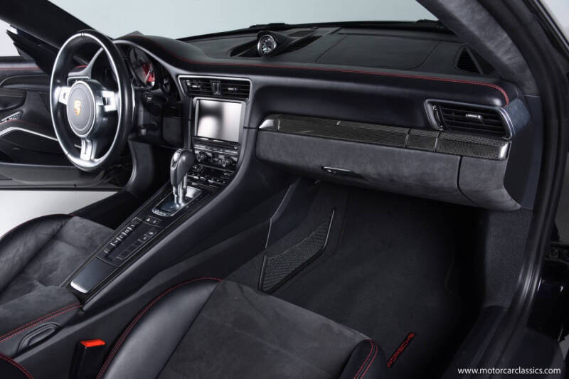 2016 Porsche 911 Carrera GTS