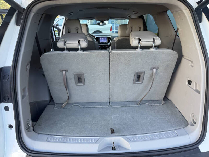 2019 GMC Acadia SLT-1