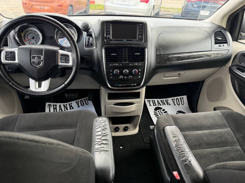 2017 Dodge Grand Caravan SE