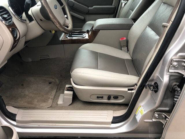 2006 Ford Explorer XLT