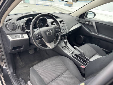 2013 Mazda MAZDA3 i Touring