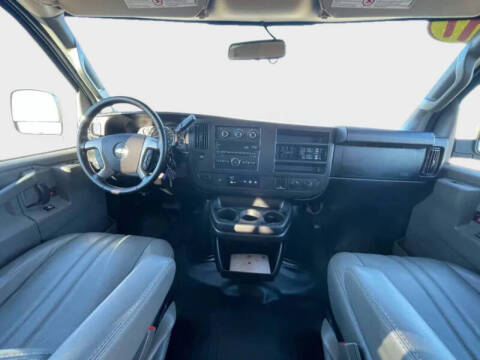 2017 Chevrolet Express LS 3500