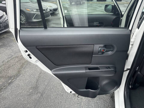 2008 Scion xB