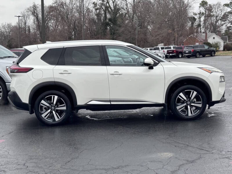 2021 Nissan Rogue SL