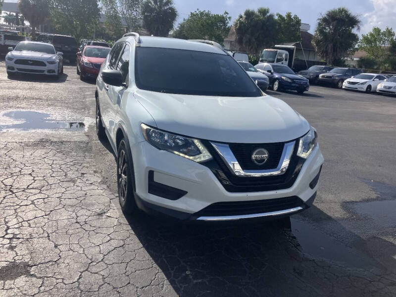 2018 Nissan Rogue SV