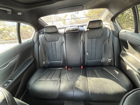 2017 BMW 7 Series 750i xDrive