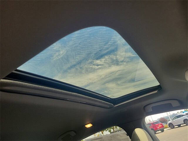 2025 Infiniti QX55 Essential