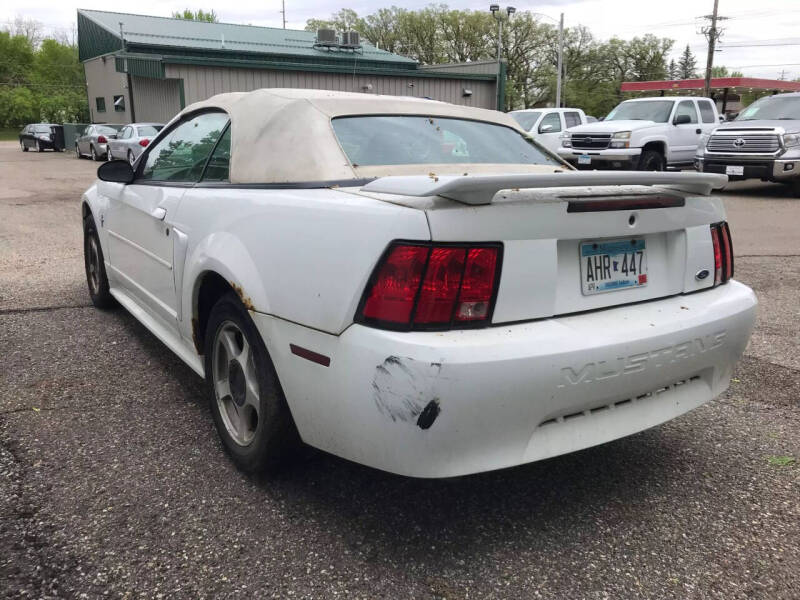 2003 Ford Mustang