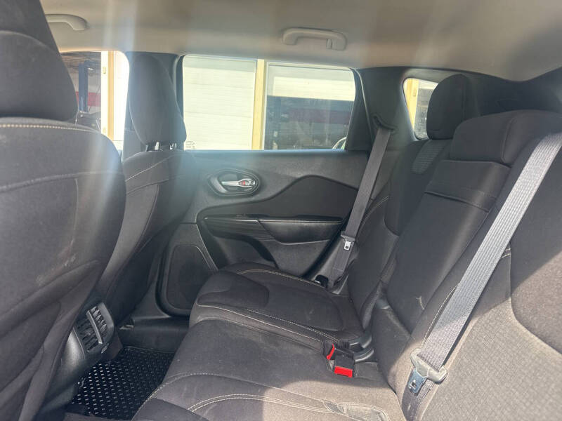 2016 Jeep Cherokee Latitude