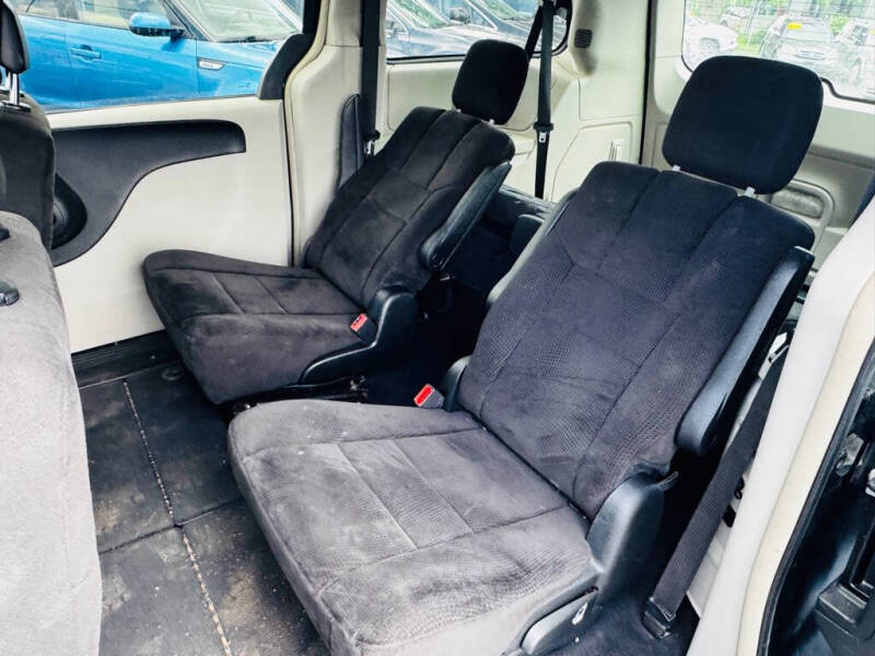 2012 Dodge Grand Caravan Crew