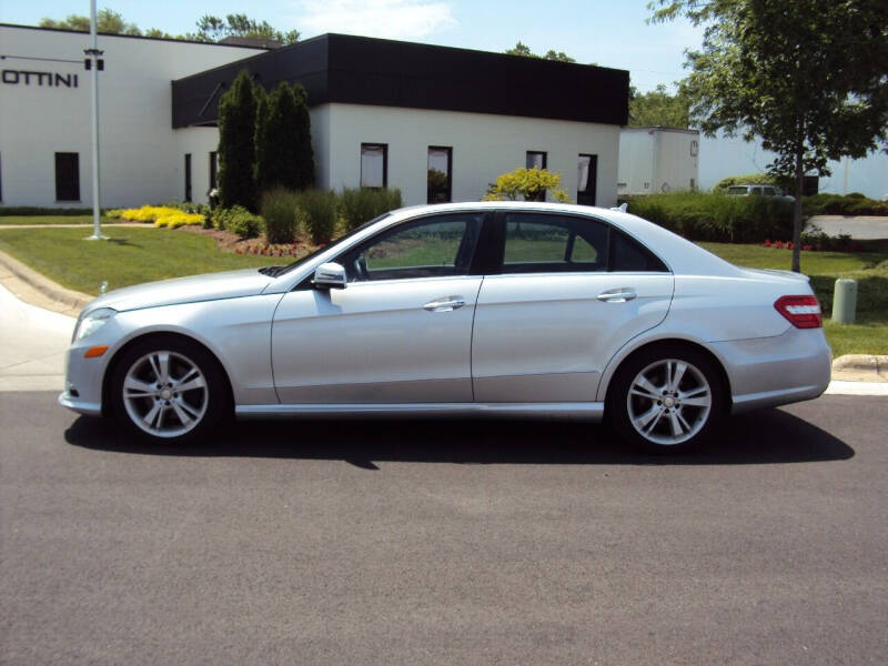 2013 Mercedes-Benz E-Class E350 Luxury photo 5