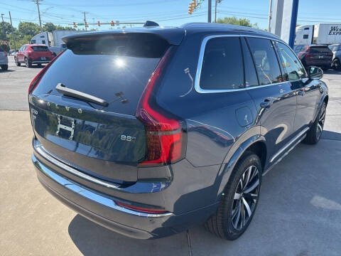 2026 Volvo XC90 B5 Core