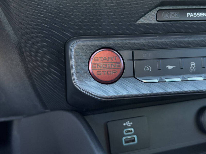 2025 Ford Mustang EcoBoost