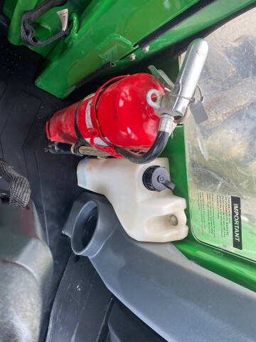 2017 John Deere 748L