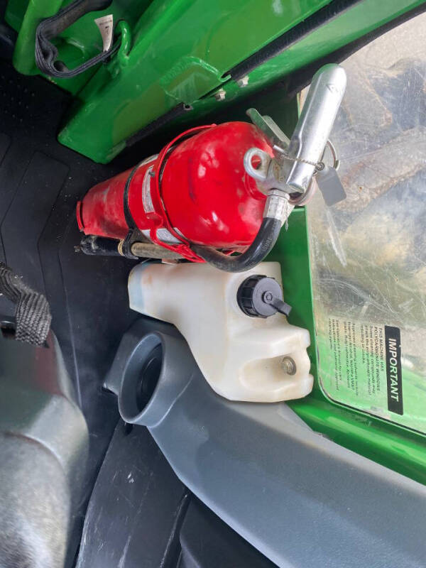 2017 John Deere 748L