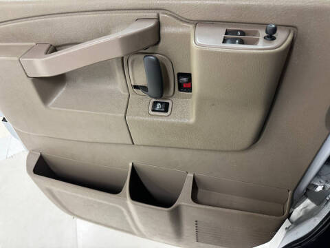 2021 Chevrolet Express 2500