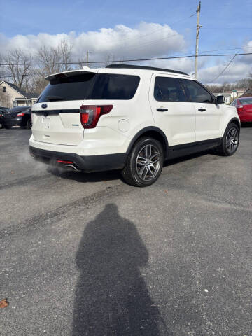 2016 Ford Explorer Sport