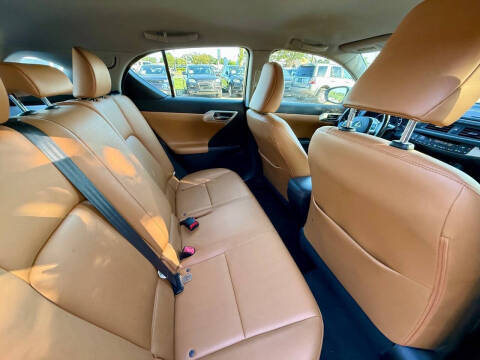 2012 Lexus CT 200h