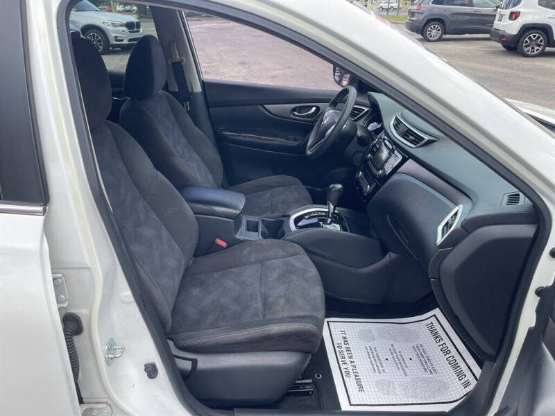 2015 Nissan Rogue SV