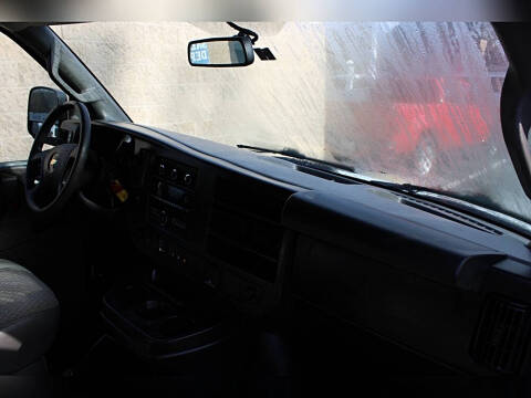 2018 Chevrolet Express 2500