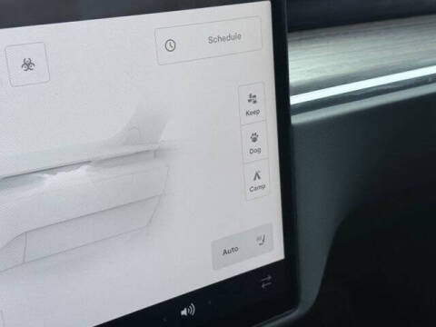 2023 Tesla Model X Standard Range