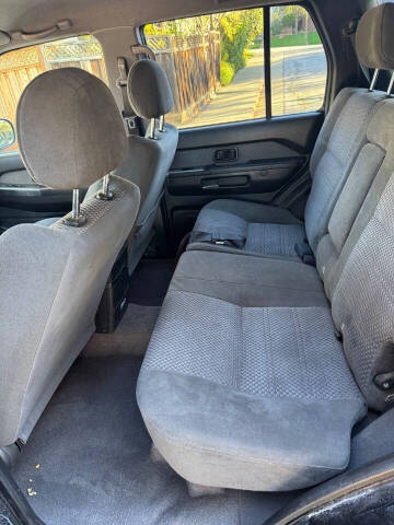 2003 Nissan Pathfinder SE