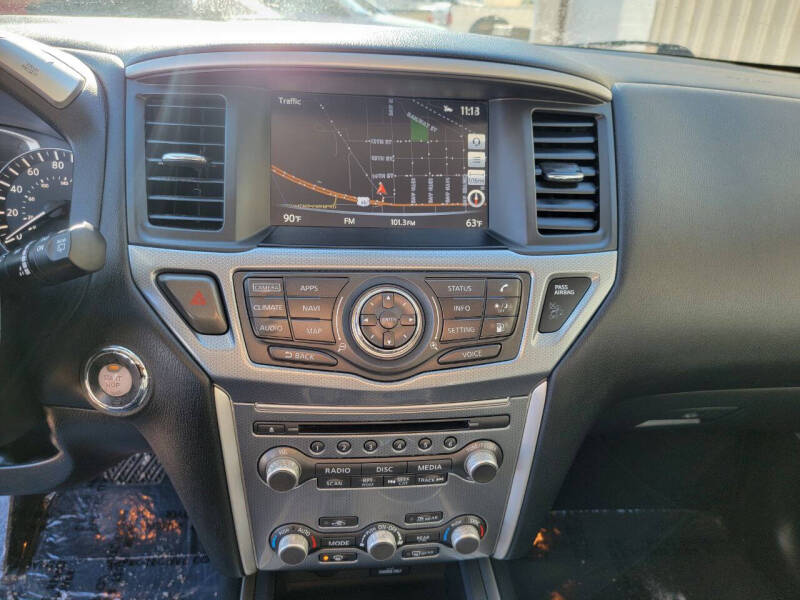 2019 Nissan Pathfinder SL