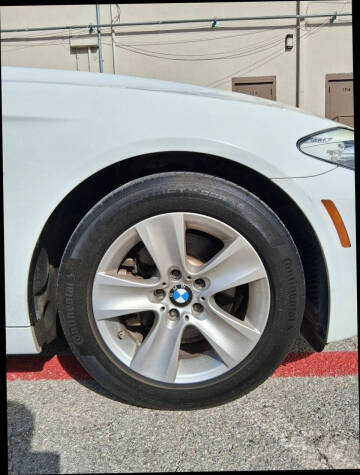 2012 BMW 5 Series 528i