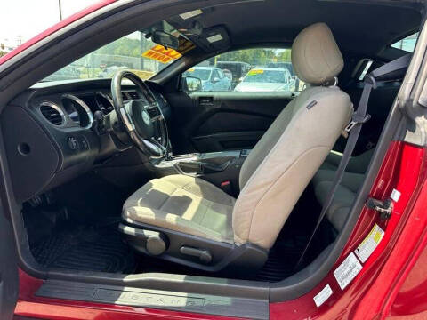 2014 Ford Mustang V6