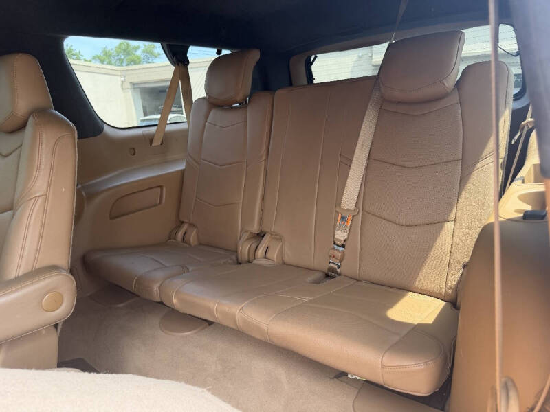 2017 Cadillac Escalade ESV Platinum