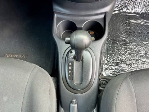 2015 Nissan Versa 1.6 S