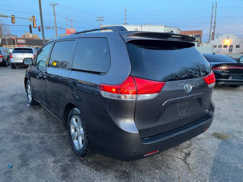 2011 Toyota Sienna