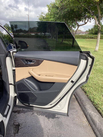 2021 Audi Q8 quattro Premium Plus 55 TFSI